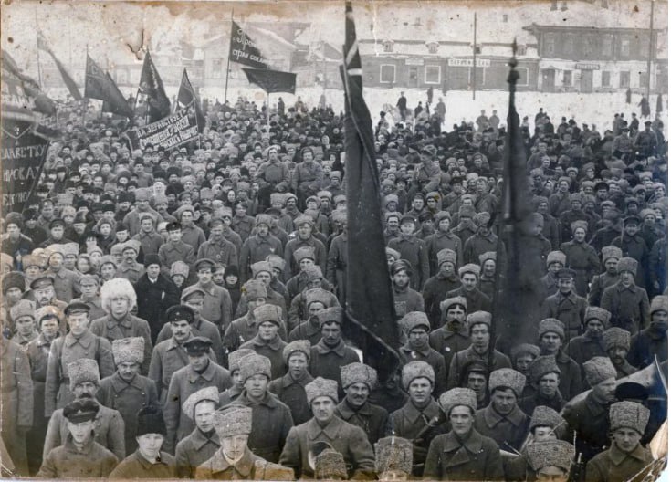 Красноармейский митинг. 1918 г.